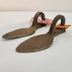 黄銅　爪楊枝入れ　下駄型 黄銅 爪楊枝入れ 下駄型 - メルカリ