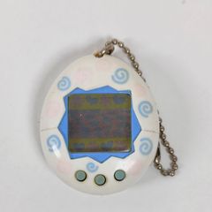 最終値下げ】祝ケータイかいツー！たまごっちプラス 青 - メルカリ