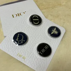 クリスチャンディオール　ChristianDior　ノベルティ　ピンバッジ