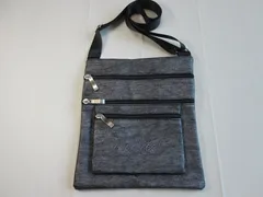 ショルダーバッグ スマホ ポーチ サコッシュ ポシェット ポケット ファスナー 収納 機能的 コンパクト 斜め掛け グレー シルバー