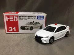 タカラトミー トミカ赤箱ベトナム製 トヨタ カムリ スポーツ 覆面パトロールカー 31