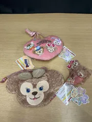 Disney ディズニー ダッフィーフレンズ シェリーメイ パスケース/ポーチ/ぬいぐるみバッジ タグ付き 3点まとめ ★