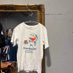 @ ドラえもん DORAEMON　Ｔシャツ 藤子不二雄 ブラウス シャツ 半袖 コットン 白　お呼ばれ　デート　オフィスカジュアル　食事会　可愛い　お出かけ　キャラクターのサムネイル