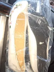 花刺繍フラットシューズ白靴 新品