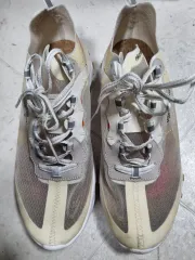 ナイキ アンダーカバー スニーカー