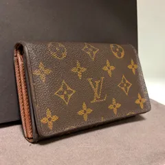 a63 ポルト モネ ビエ トレゾール　ポルトフォイユ トレゾール　インターナショナル 旧型　Louis Vuitton ルイ ヴィトン　2つ 折り　二つ折り　フラップ ボタン 式　財布　コンパクト　ミニ ウォレット　モノグラム