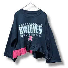 ＲMK｜カジュアル　古着リメイク｜レディース｜ショート丈｜ブラック　レッド｜トップス｜裾フリル