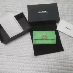 シャネル ボーイ カードウォレット
