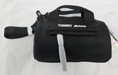 TOMMY JEANS トミー ジーンズ 円筒型 バッグ