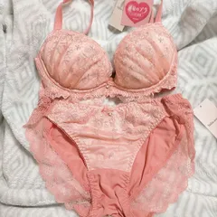 【今だけ値下げ】新品  チュチュアンナ 運命のブラ  ブラ＆ショーツ 上下セット サーモンピンク 刺繍 可愛い   B65  C65  E65  A70  A75  C75  定価3498円   265