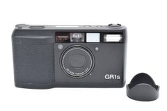 Ricoh GR1s コンパクトフィルムカメラ ブラック プロ仕様のコンパクトフィルム Ricoh GR1sが入荷しました