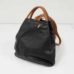 GUSCIO グッシオ イタリア ３WAY 三角リュック レザータッチ素材 USED美品 ブラック フェミニン レディースバッグ X8735のサムネイル