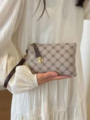 バッグ レディース クラッチバッグ レディースファッション エレガントなハンドバッグ、通勤、旅行、ショッピング、カジュアルなお出かけに適しています