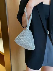 バッグ レディース ドレスバッグ 1個 ファスナー開閉新型 スパンコール入り リストバッグ、カラフル ヨーロッパ&アメリカ風のクリエイティブデザイン、スマホポーチ、ショルダーバッグ、脇衿バッグ、レディースのパーティ