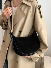 バッグ レディース ショルダーバッグ 2025年新作 ファッション外国風 小さなピエロ カジュアル マット ニッチ ショルダー アンダーアーム クロスボディバッグ、レトロデザイン (ペンダント別売)