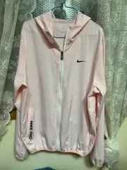 ナイキ プロ ピンク ウィンドブレーカー ジャケット