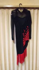 新品 お得 社交ダンス衣装　ラテンワンピースドレス　刺繍 ブラック＋レッド