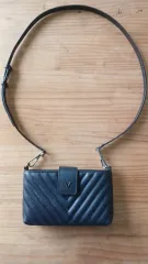 VINCIS' ビンチス ブラック キルティング ミニ クロスバック