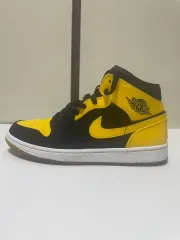 ナイキ エア ジョーダン 1 レトロ ミッド