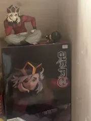 鬼滅の刃 童磨 フィギュア