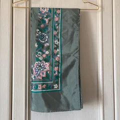 24　タイシルク　THAI　silk　絹　シルク　scarf　スカーフ　伝統工芸　ハンカチ　大判　花柄　総柄　カーキ