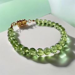 eliou SSENSE限定 Gold & Green Conor モーガン着用 eliou SSENSE限定 Gold & Green Conor モーガン着用 - メルカリ