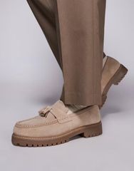 Tricker