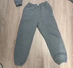 ナイキ ソロスウッシュ ズボン M