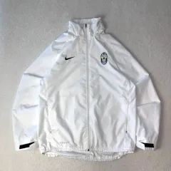 ナイキ ユヴェントス 白 ジャケット