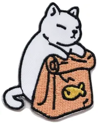 ワッペン 猫とエサ袋 アイロン接着 かわいいネコの刺繍パッチ 説明書（日本語）付き (白)