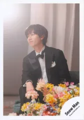 【中古】生写真(STARTO) Snow Man/阿部亮平/膝上/アルバム「THE BEST 2020 - 2025」MV＆ジャケ写オフショット/公式生写真