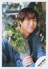 【中古】生写真(STARTO) Snow Man/阿部亮平/バストアップ/アルバム「THE BEST 2020 - 2025」MV＆ジャケ写オフショット/公式生写真