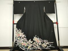 未仕立て 正絹 丹後ちりめん 黒鳶色 花 振袖 身丈176 - メルカリ