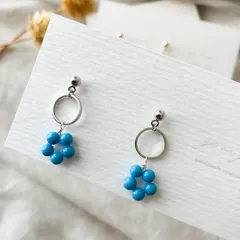 57-4. ターコイズ 天然石の小ぶりピアス/イヤリング (金属アレルギー対応)