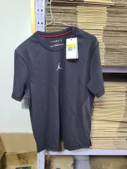 ナイキジョーダン ドライフィット ブラック 半袖 Tシャツ 95(S) 新品