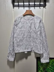 （セール）（新品）春夏グレー ストライプ クロップドジャケット