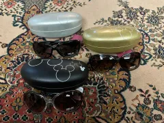 サングラス ディズニー キャラクター商品