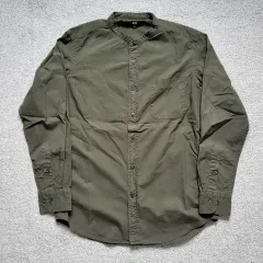 Uniqlo ユニクロ スタンドカラーシャツ カーキ M-L (95-100)