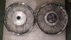 スポーク新品　18×2.15 チューブレス　セロー　Rホイール　トリッカー スポーク新品 18×2.15 チューブレス セロー Rホイール トリッカー