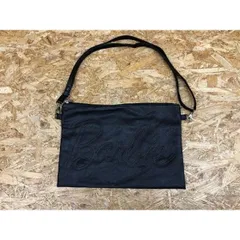 【中古】[印象BC] Barbie バービー レディース・キッズ ショルダーバッグ ビッグロゴ かばん カバン バッグ ブラック(内側はパッションピンク) 黒のサムネイル