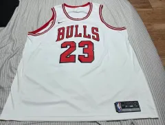 NIKE シカゴ・ブルズ マイケル・ジョーダン Swingman（スウィングマン）ジャージ 23番 コレクション用 3XL 白 限定モデル