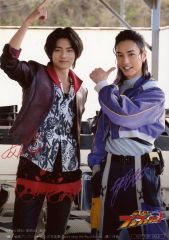 ムエタイ向井ブラザーズ ポスター SnowMan 向井康二 向井達郎 - メルカリ