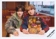 【中古】生写真(STARTO) Travis Japan/七五三掛龍也・中村海人/横型・上半身/シングル「Say I do / Tokyo Crazy Night」MV＆ジャケ写オフショット/公式生写真