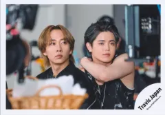 【中古】生写真(STARTO) Travis Japan/中村海人・吉澤閑也/横型・バストアップ/シングル「Say I do / Tokyo Crazy Night」MV＆ジャケ写オフショット/公式生写真