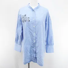 ピッコーネ PICONE 長袖 ノーカラーシャツ ブラウス ミディアム丈 麻 リネン 40 水色 ライトブルー ロゴ 文字 刺繍のサムネイル