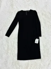 美品　マダムジョコンダ　MADAM JOCONDE　ブラックカラー　ワンピース　３８サイズのサムネイル