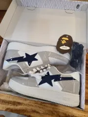 (250) 韓国国内唯一 A BATHING APE アベイシングエイプ ベイプスター 1回着 白 グレー 紺