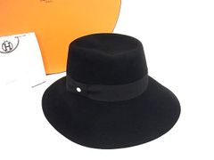 希少】HERMES エルメス ヴィンテージ 乗馬用 ヘルメット 58 黒 - メルカリ