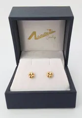 K18YG フラワー スタッドピアス