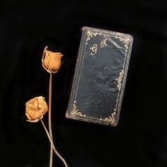 ミサ典礼書 MISSAL Jérusalem Bethléem 木製装丁 仏語 - メルカリ